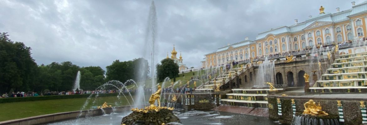 Экскурсия загородная в Петергоф. Нижний парк. Фонтаны.