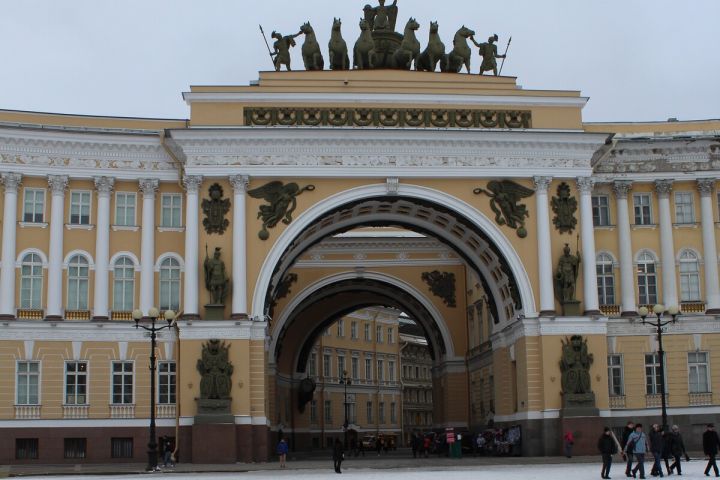 Автобусная обзорная экскурсия по Санкт-Петербургу. Исаакиевский собор.