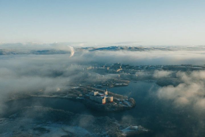 За китами под яркие огни Авроры. Полное погружение